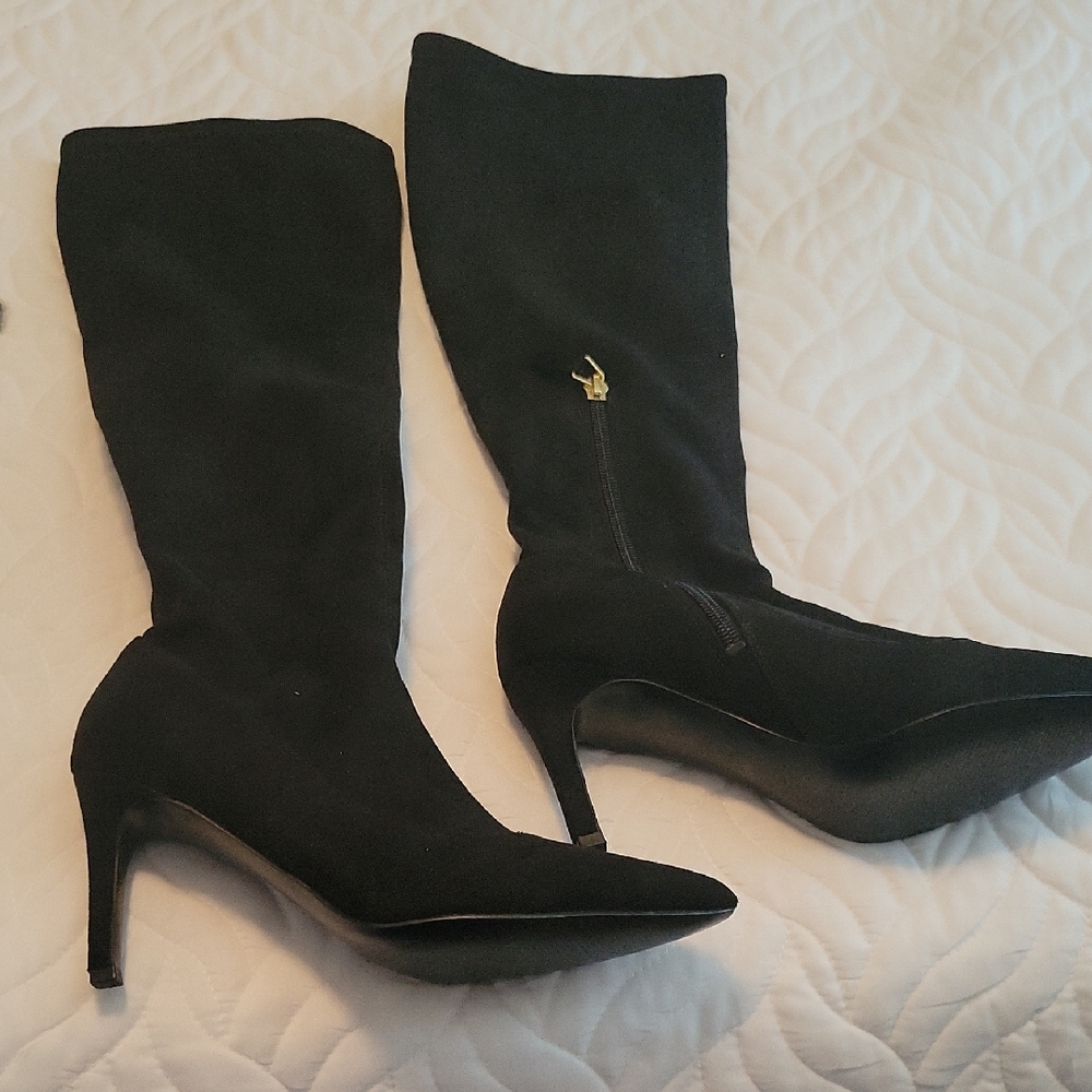 Elegant Black Knee-High Women's Boots